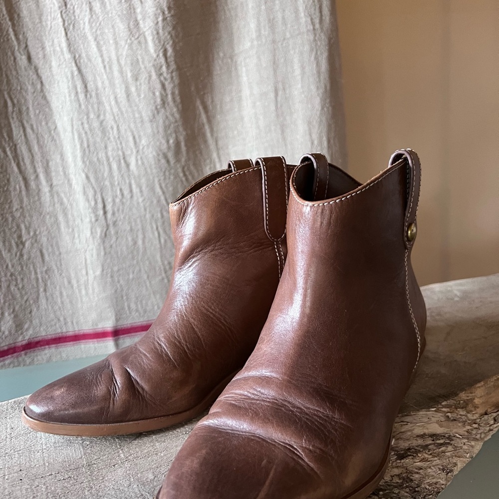 Michael Kors booties size 8